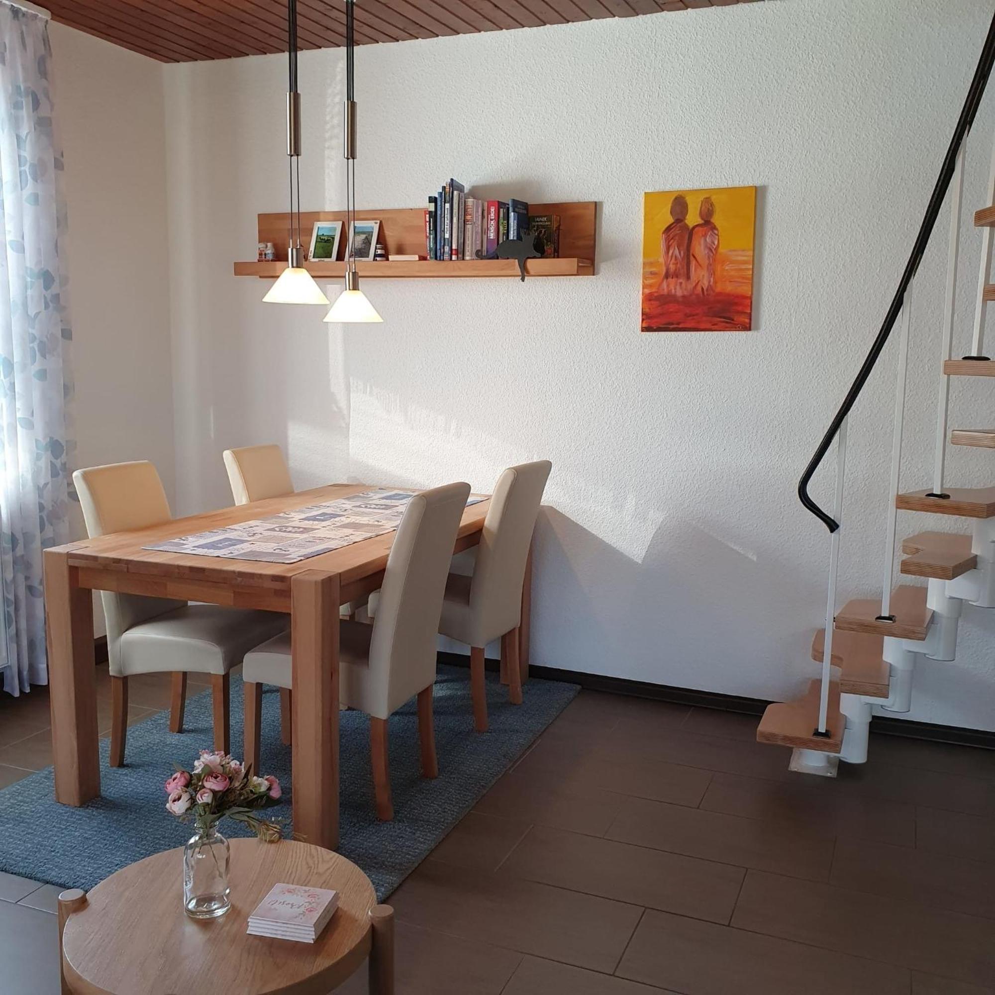 Kimbas Huus Villa Berumbur Bagian luar foto